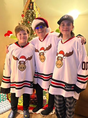 Customer photo review of Christmas Vacation 'Griswold' Hockey Jersey