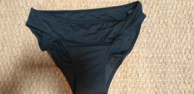 Customer photo review of Maillot de bain menstruel Nora