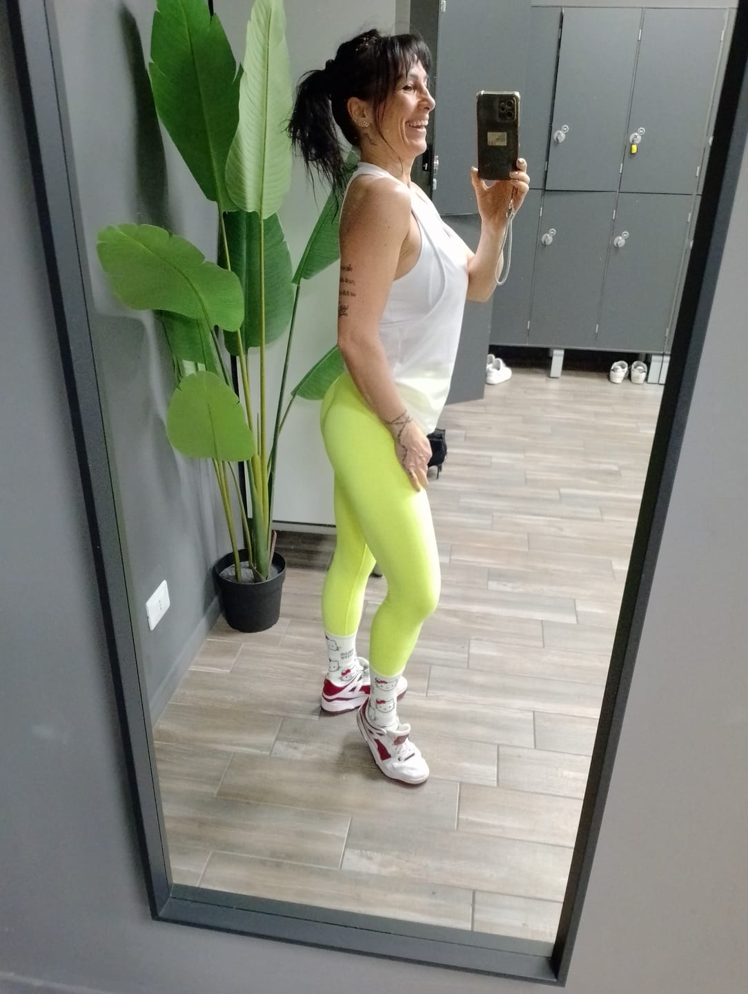 Customer photo review of Leggings All-Up Giallo Fluo