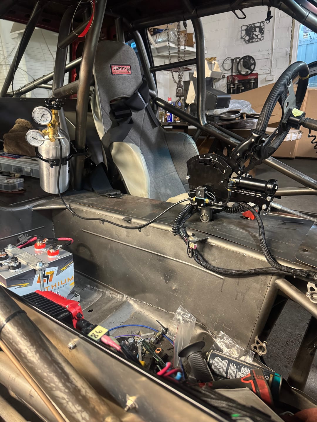 Customer photo review of Motion Raceworks Black Anodized 2.5lb CO2 Bottle Bracket (Bottle Not Included) 25-10007