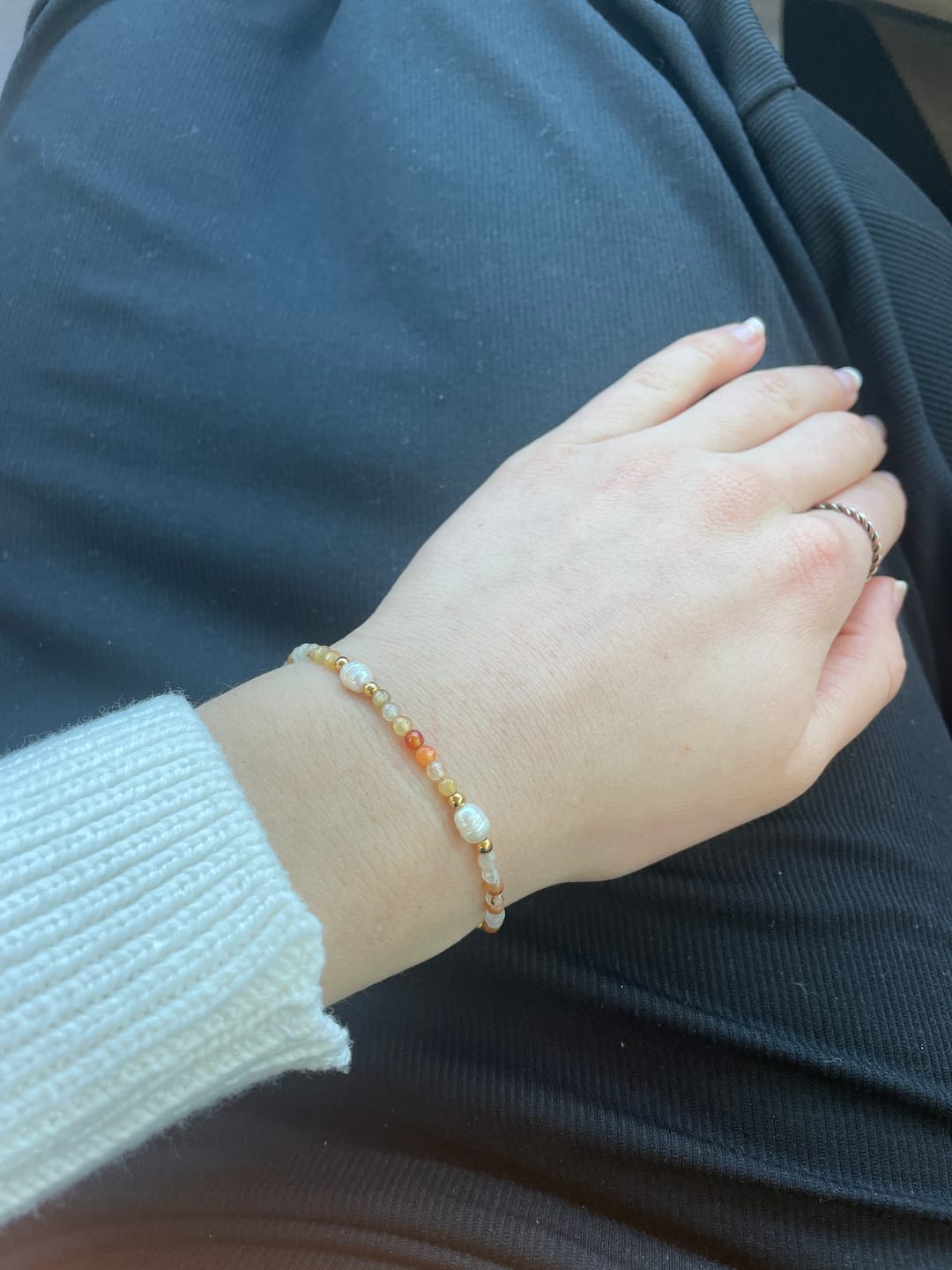 Customer photo review of Agate & Pearl Bead Bracelet