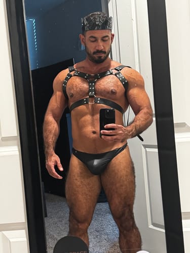 Customer photo review of THE KING
