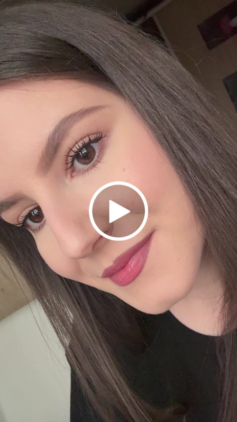 Customer video review of Concealer cu acoperire mare