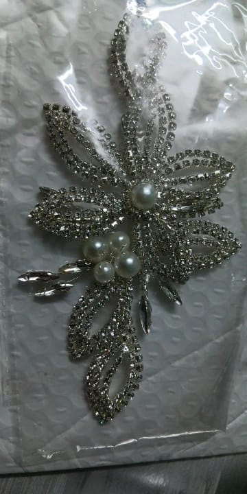 Customer photo review of Rhinestone Bridal Headband Moonlit Pearl Cascade — Silver | KIMLUD