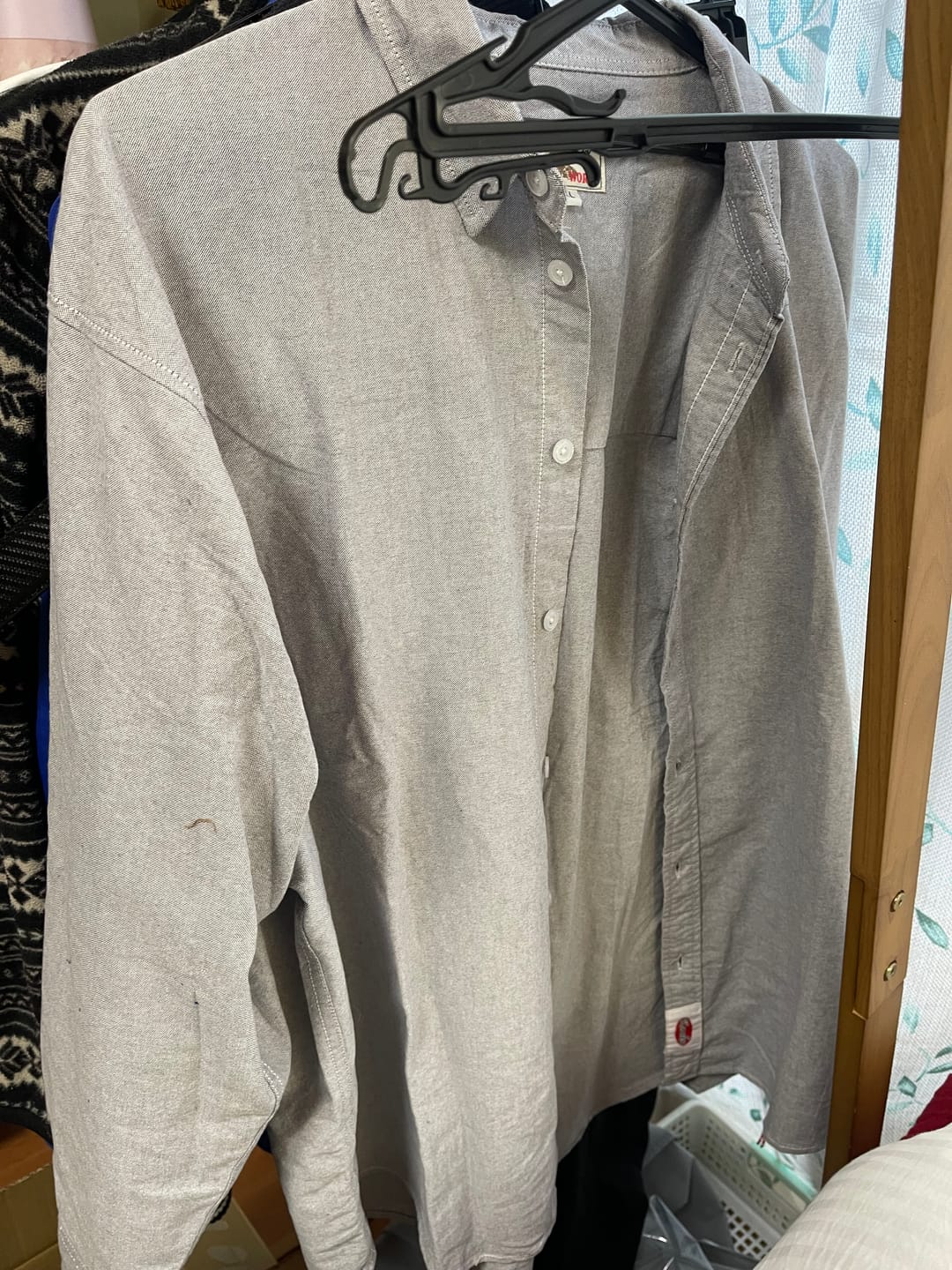 Customer photo review of Cleanfit　赤ヒモ付き　刺繍入りオックスフォード長袖シャツ