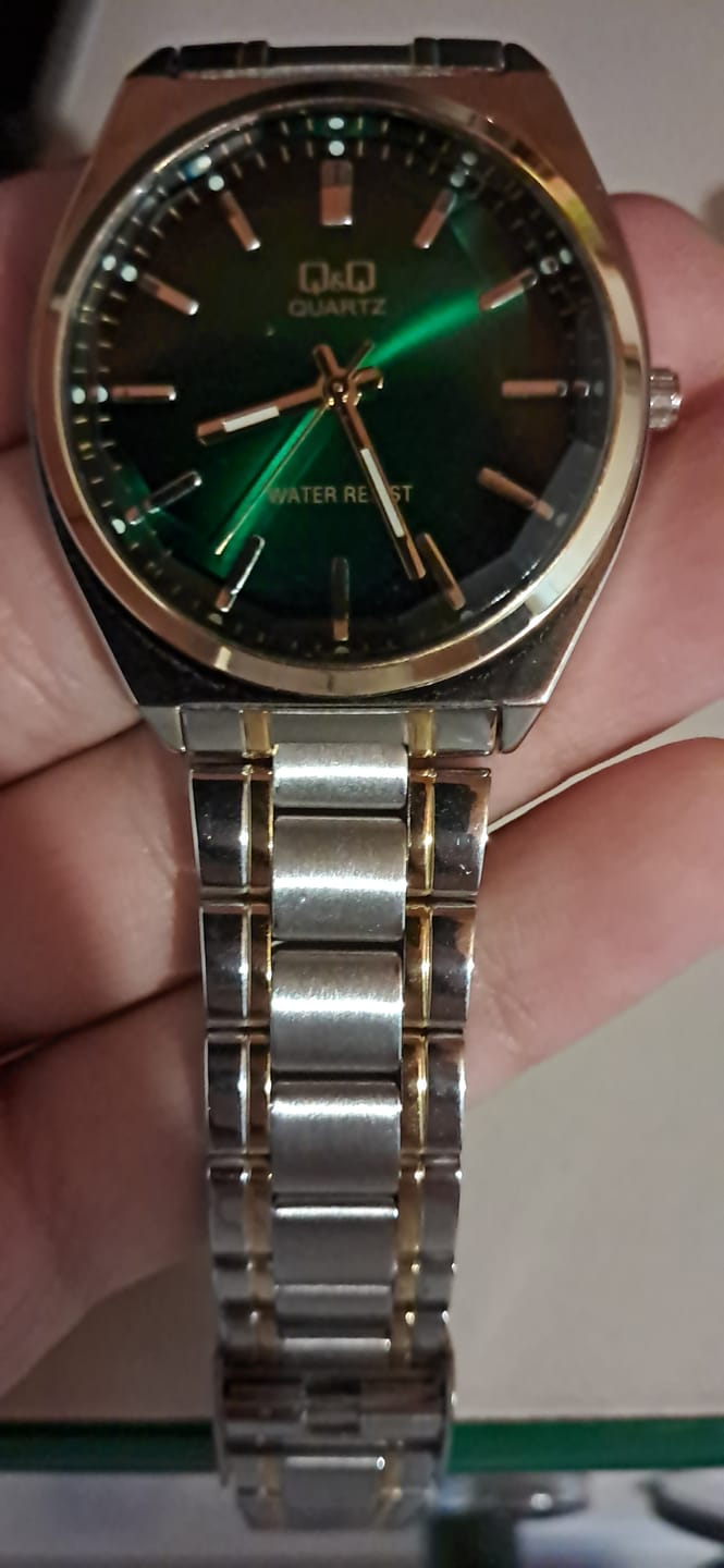 Customer photo review of Reloj Q&Q JDM QB78-422 Cristal Mineral Biselado 36mm