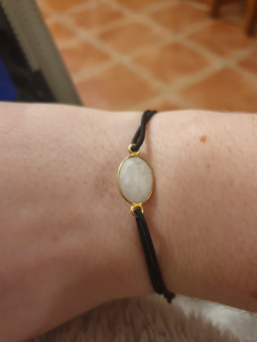 Customer photo review of Bracelet de lithothérapie en PIERRE DE LUNE