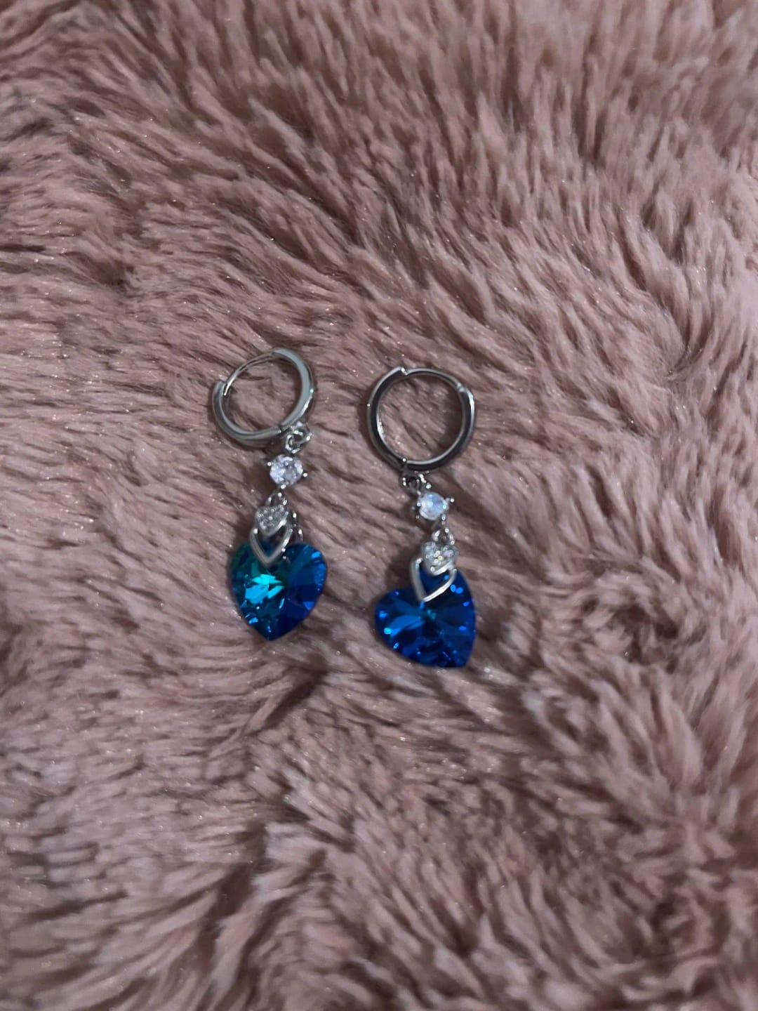Customer photo review of Sterling Silver Earrings Heart-Shaped Zircon — Blue | KIMLUD