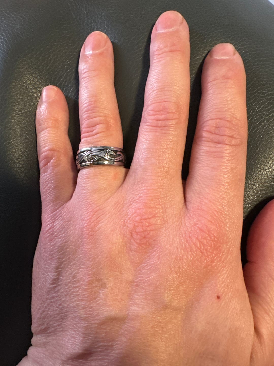 Customer photo review of Silver Plant Band Ring