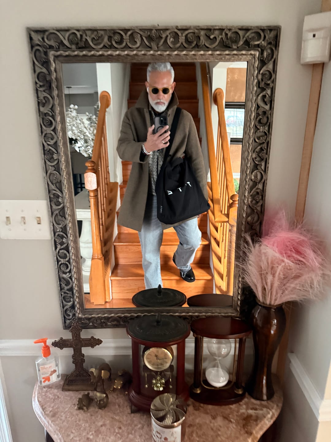 Customer photo review of Black TØTE Bag