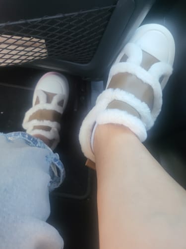 Customer photo review of Leora Beige