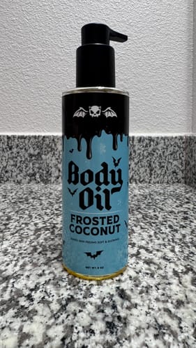 Customer photo review of Frosted Coconut Body Oil