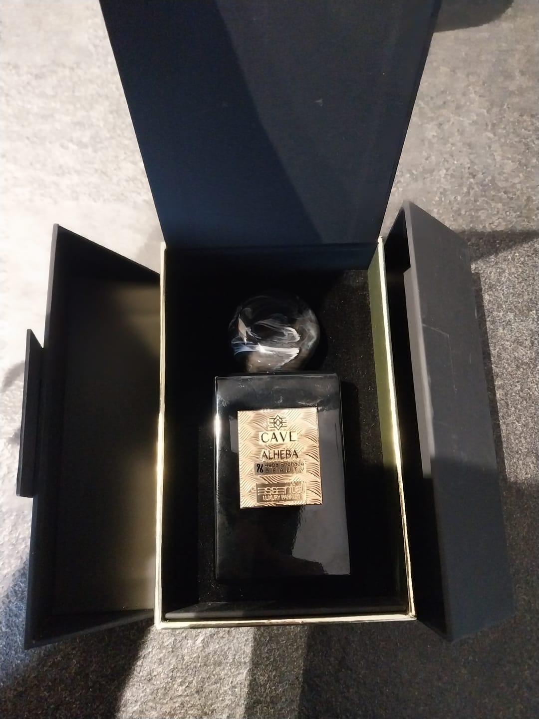 Customer photo review of CAVE - CAVE ALHEBA