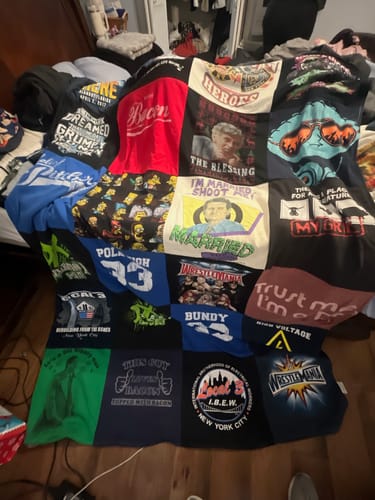 Customer photo review of Classic T-Shirt Blanket