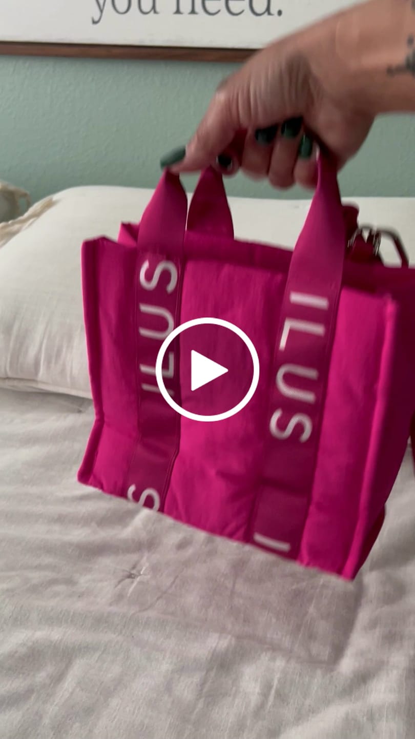 Customer video review of UNRIVALED SMALL TOTE BAG