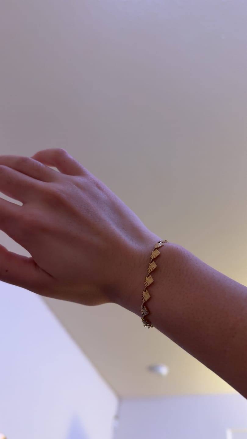 Customer photo review of Starlight Heart Chain Bracelet