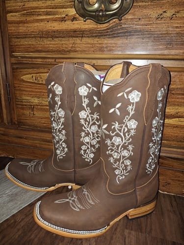 Customer photo review of La Sierra Women's Brown Crazy Floral Square Toe Boot