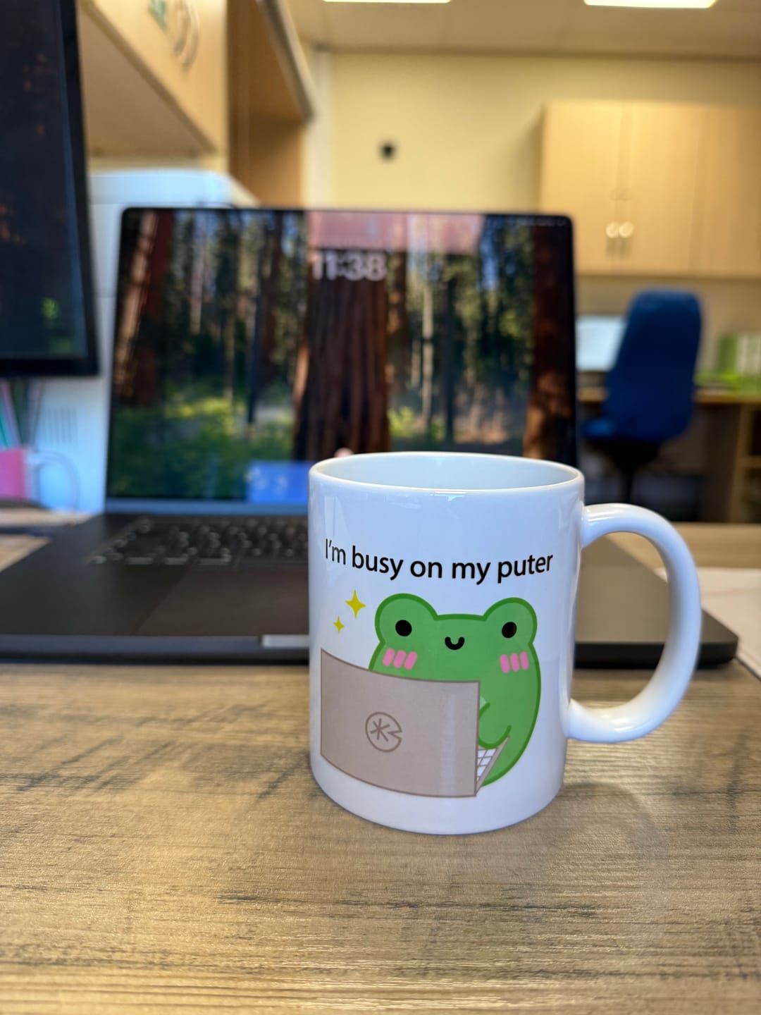 Customer photo review of I'm Busy On My Puter Albert Mug