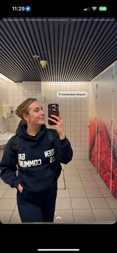 Customer photo review of GATED COMMUNITY HOODIE NAVY