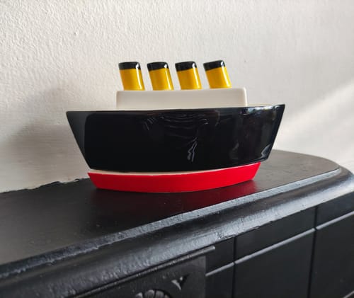 Customer photo review of Tiny Titanic Incense Burner