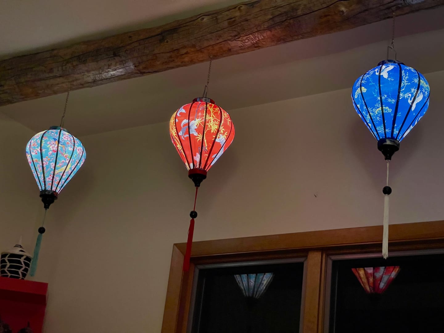 Customer photo review of MoonBright™ 12-LED Omni360 Remote Control Omni-Directional Lantern Light, Hanging / Table Top, Warm White (Battery Powered)