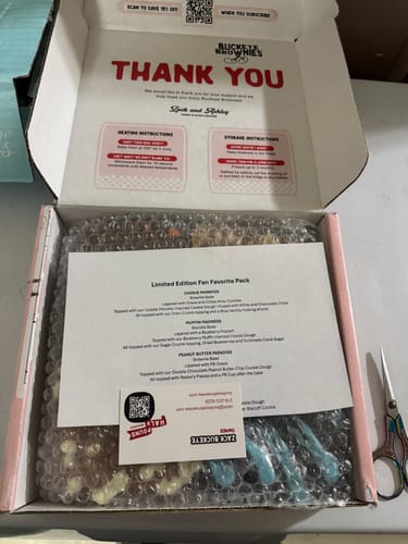 Customer photo review of Limited Edition Fan Favorite Box