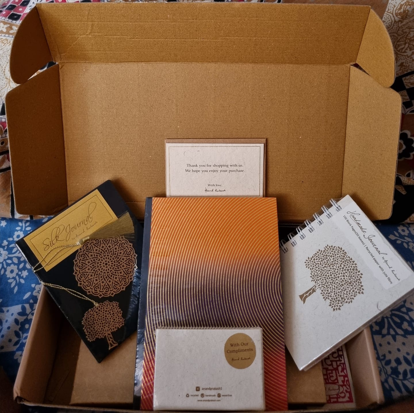 Customer photo review of Journal Luxe Silk F Small