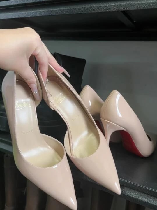 Customer photo review of Shoes Woman 2024 Trend Luxury Shoes For Women Brand Pumps Red Shiny Bottom Pointed Toe High Heels Party Elegant Ladies Shoe 2025