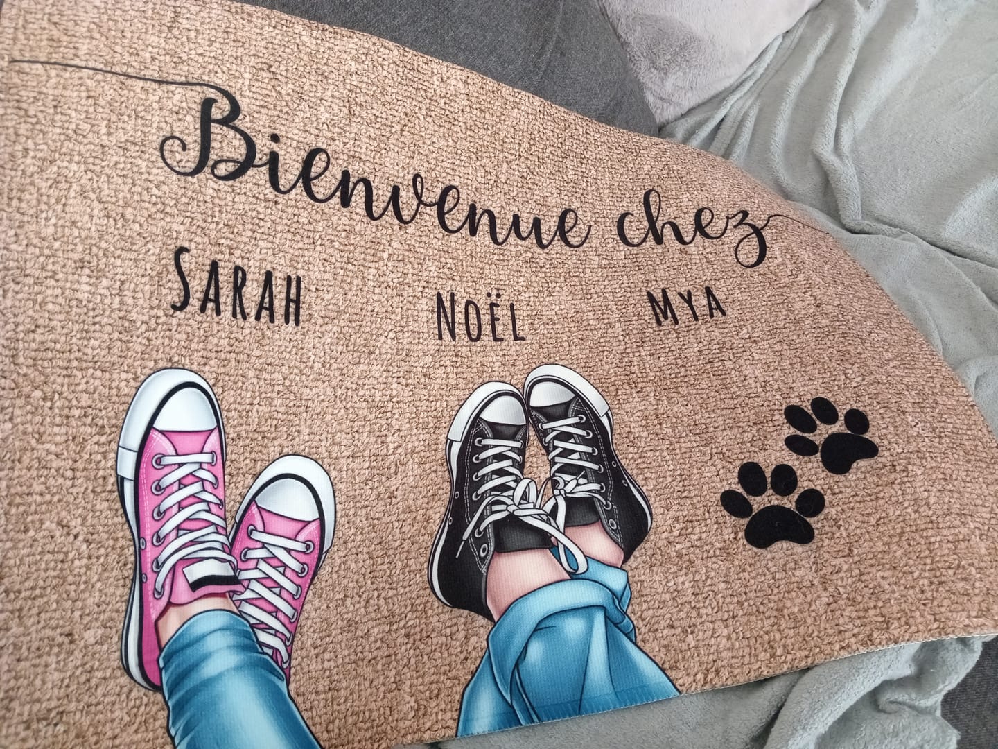 Customer photo review of Chaussures et pattes - Paillasson personnalisé