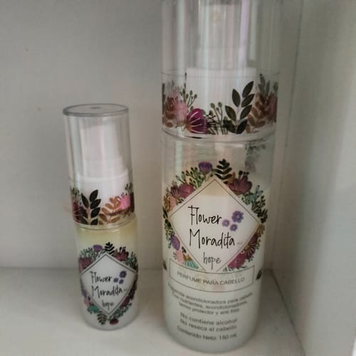 Customer photo review of Perfume para cabello 150 ml y presentación de viaje 30 ml