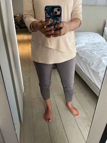 Customer photo review of Hensley Long Sleeve Tee