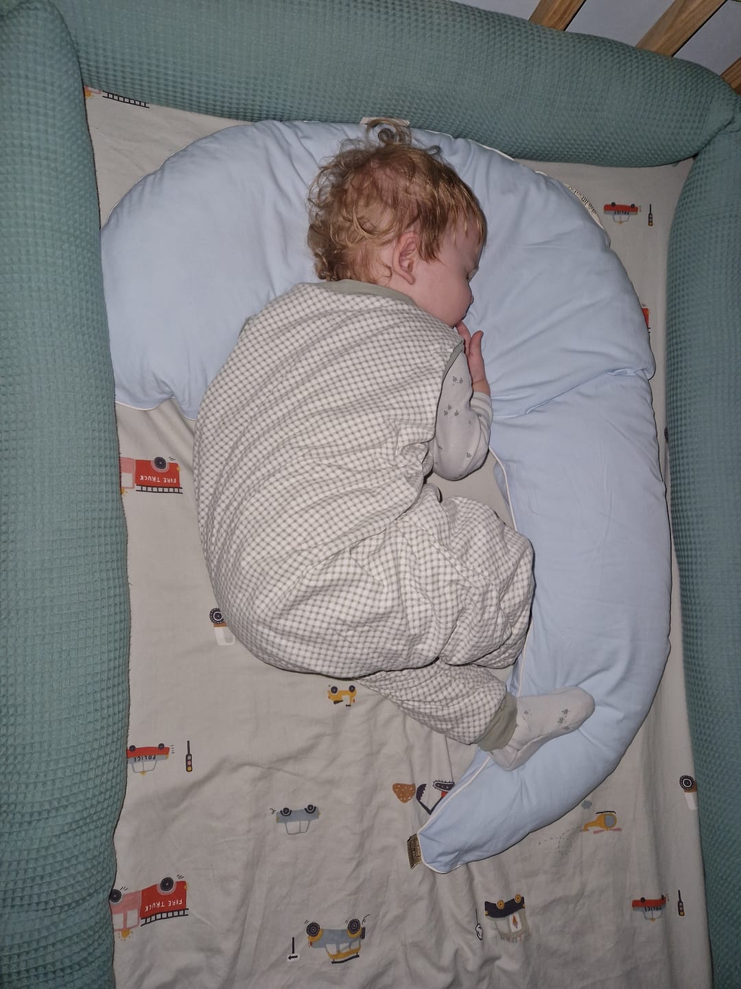 Customer photo review of ALMOHADA LUNA®️ 🌙 Ayuda a dormir solitos! Ideal para peques con muchos despertares