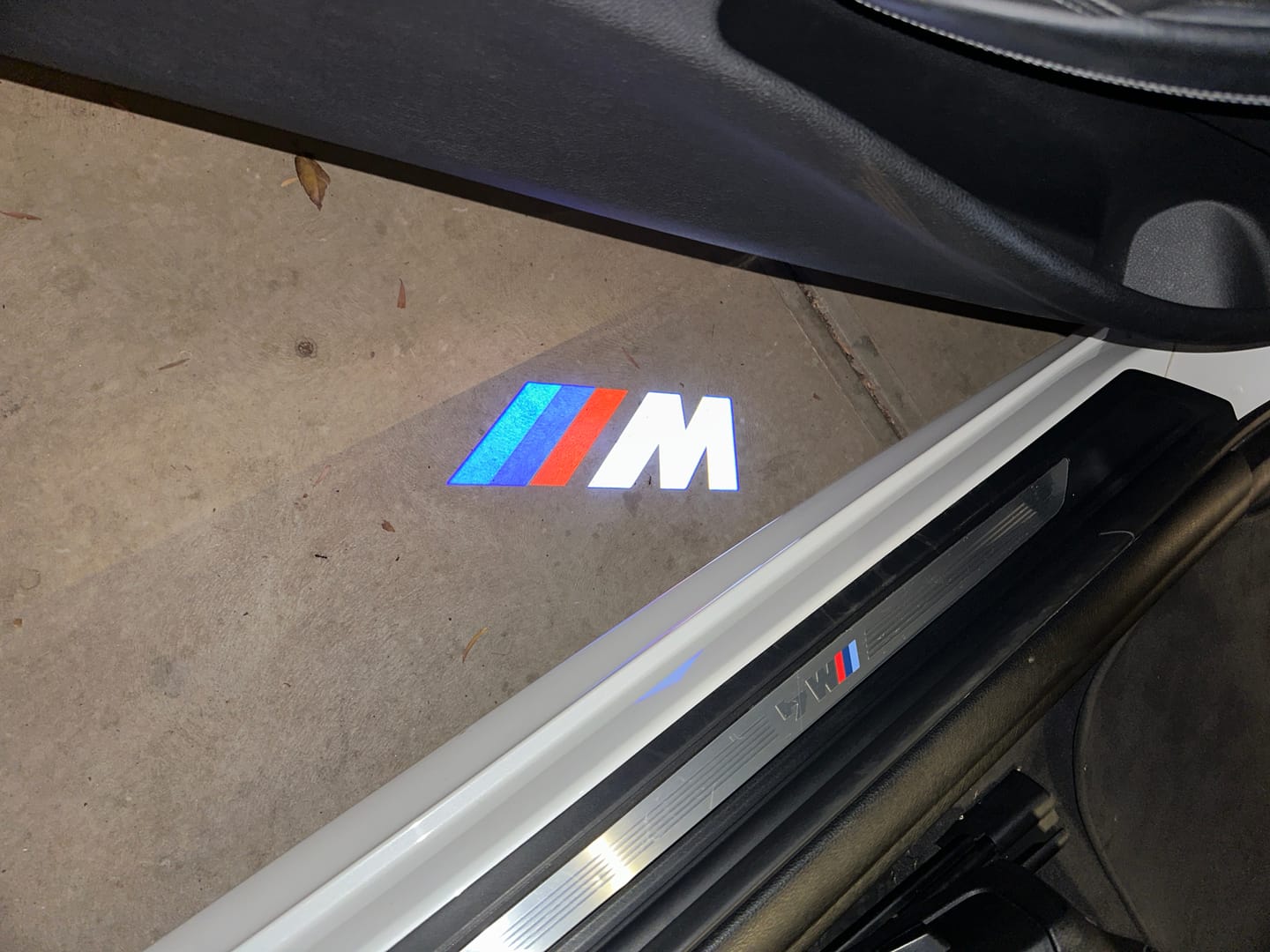 Customer photo review of BMW LED Car Door Welcome Logo Shadow Lights | E/F Chassis