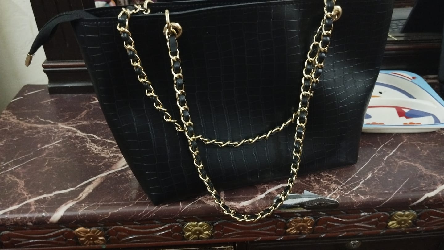 Customer photo review of Black New Wave Tote Bag
