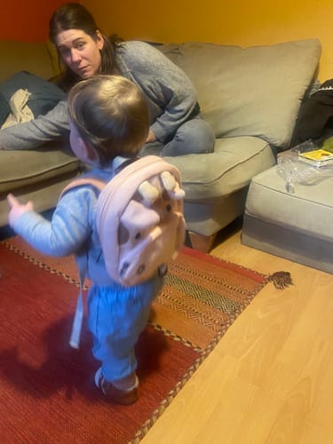 Customer photo review of Muffin The Giraffe Toddler Backpack