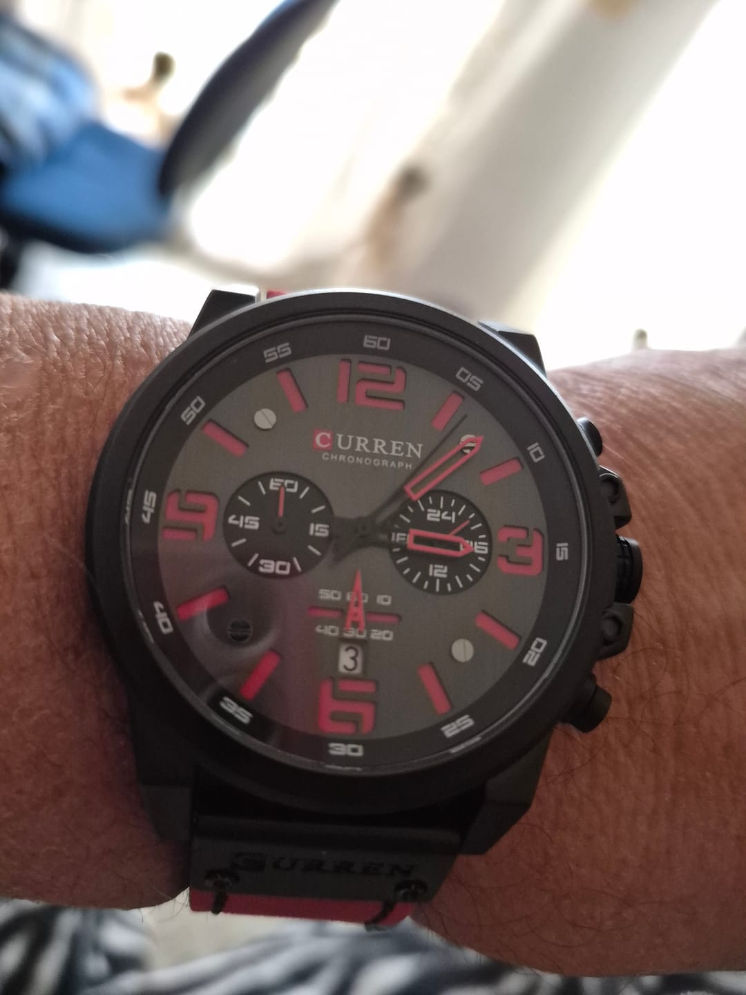 Customer photo review of Curren Sofia® orologio uomo pelle