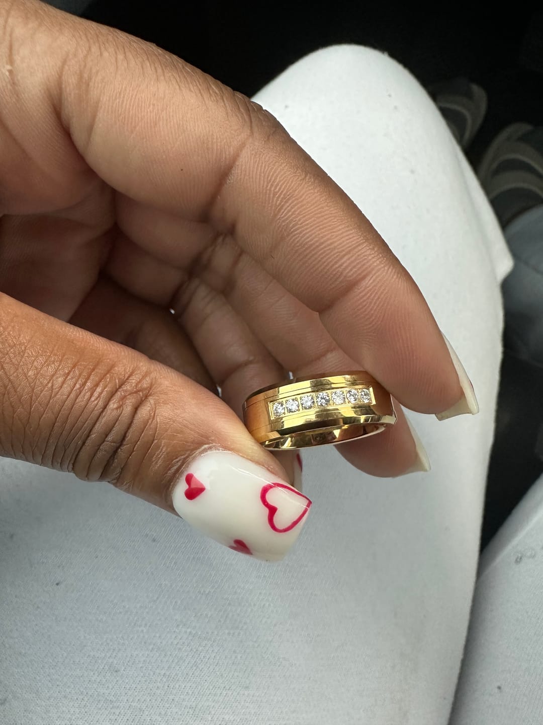 Customer photo review of 8mm - Gold Tungsten Wedding Band W/ 7 CZ Diamond Inlay High Polished