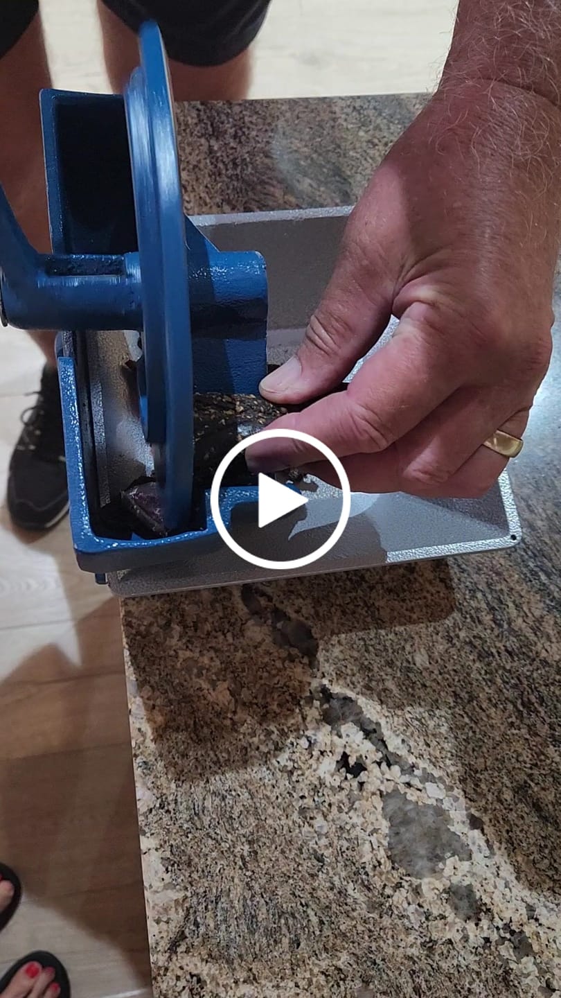 Customer video review of Hand Biltong Slicer