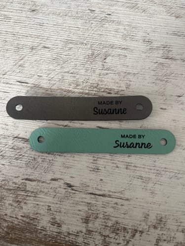 Customer photo review of Personalisierte Labels mit Chicago Screws - Kunstleder-Label mit Schrauben