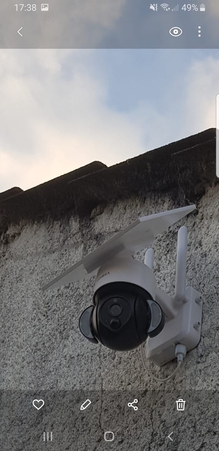 Customer photo review of Caméra Solaire WiFi Longue Portée | Surveillance 24/7 & Sécurité Optimale