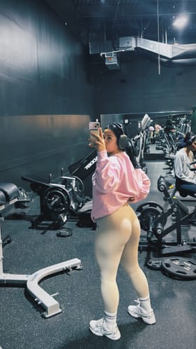 Customer photo review of Power Leggings