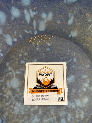 Customer photo review of Nugget Reserve 'MUSEUM SPECIMEN CHASE' - Gold Panning Paydirt Concentrate