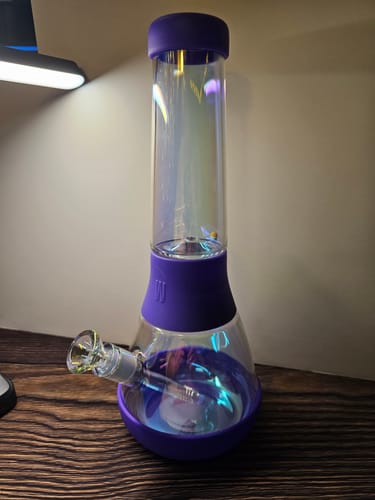 Customer photo review of Bong Base Iridescent