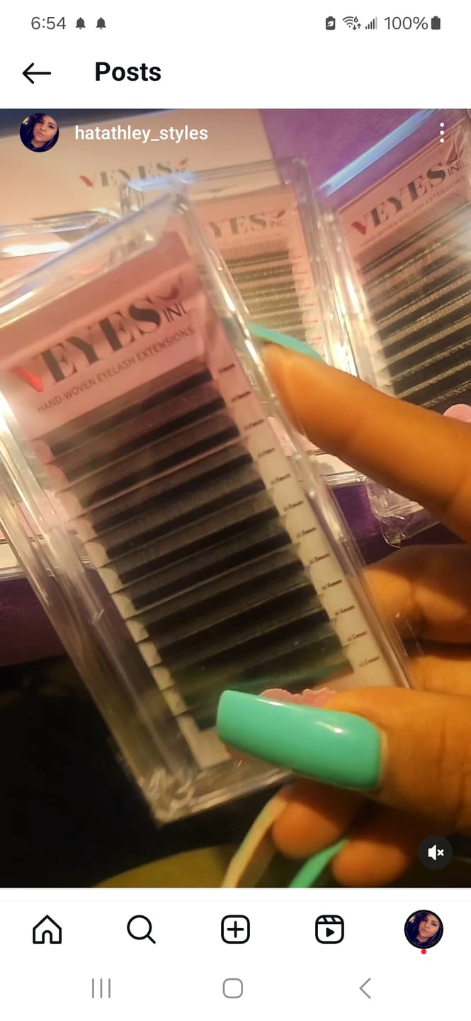Customer photo review of W Shape Lashes Extension