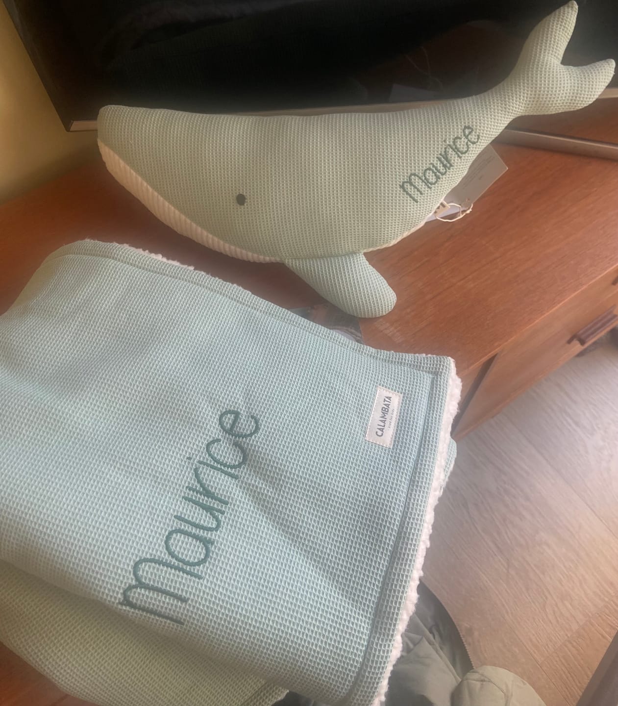 Customer photo review of Peluche ballena Susi - menta