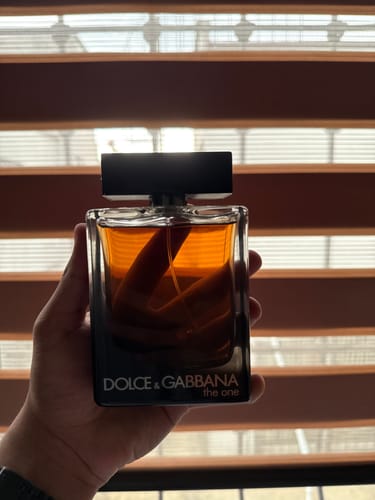 Reseña con foto de un cliente sobre Perfume para Hombre DOLCE&GABBANA THE ONE 150ml EDP