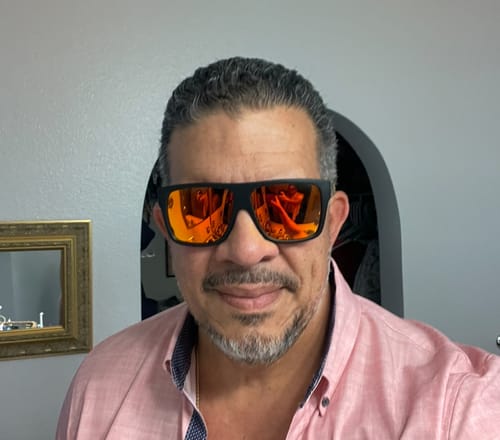 Customer photo review of Mis Raíces Orange