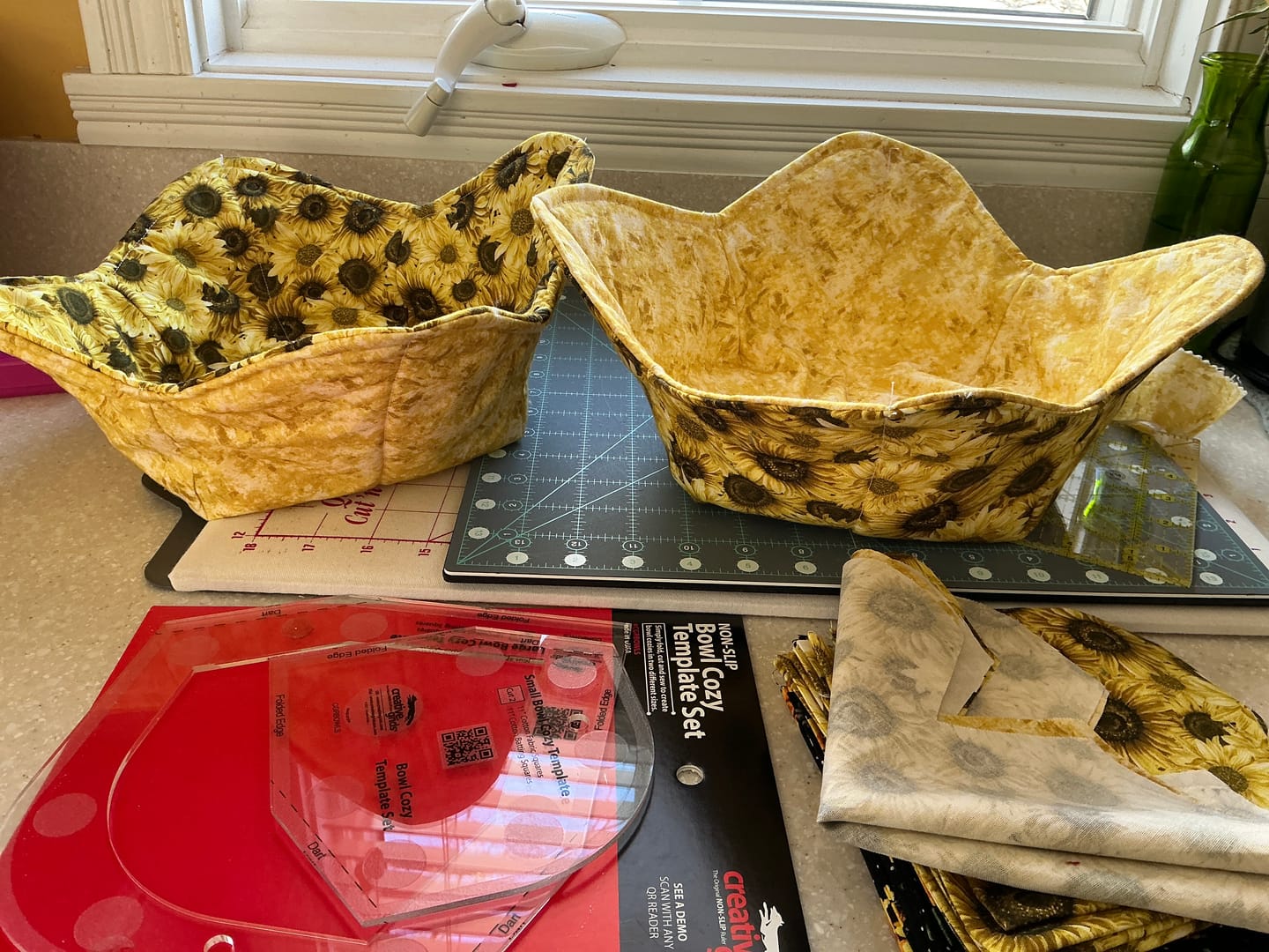 Customer photo review of Creative Grids Bowl Cozy Template Set Ruler