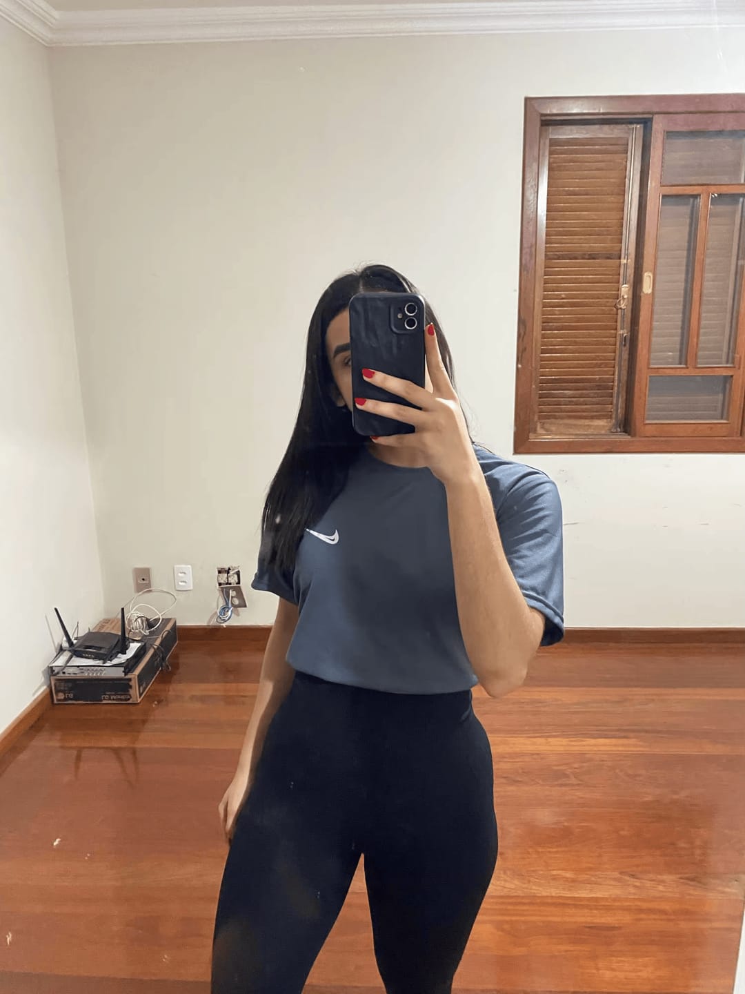 Customer photo review of Define Body Leggings