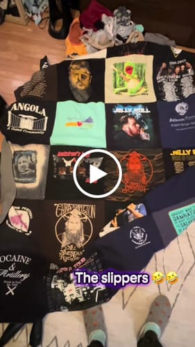 Customer video review of Classic T-Shirt Blanket